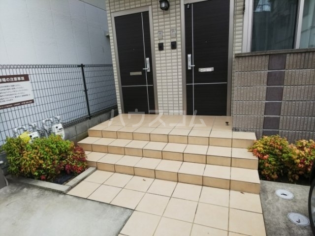 17/24 エントランス