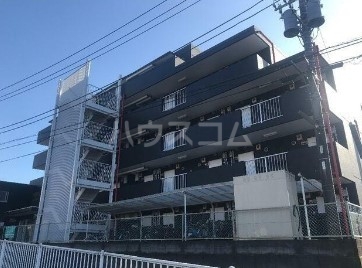 18/25 エントランス