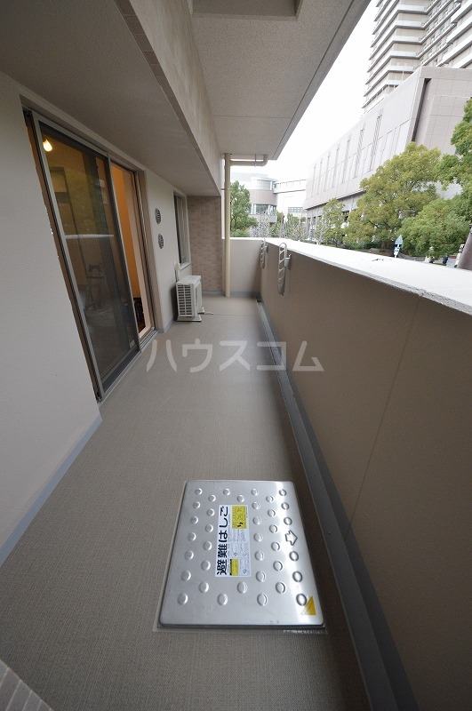 13/30 バルコニー