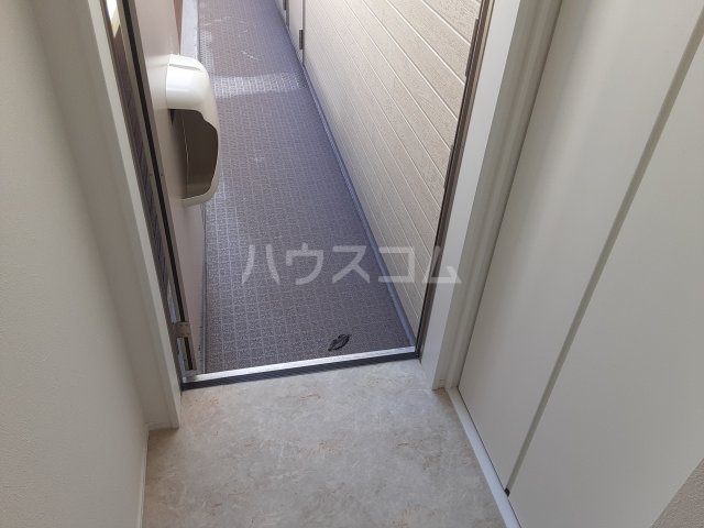 5/22 玄関