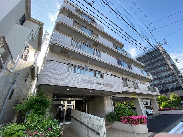 26/30 エントランス