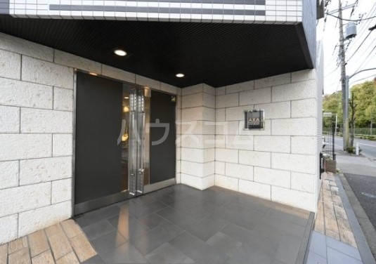 15/25 エントランス