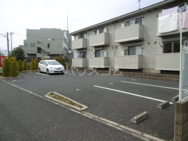 22/30 駐車場
