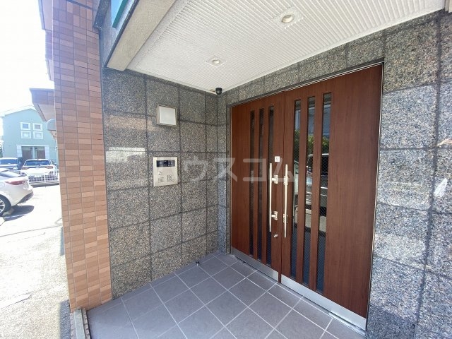 29/30 エントランス