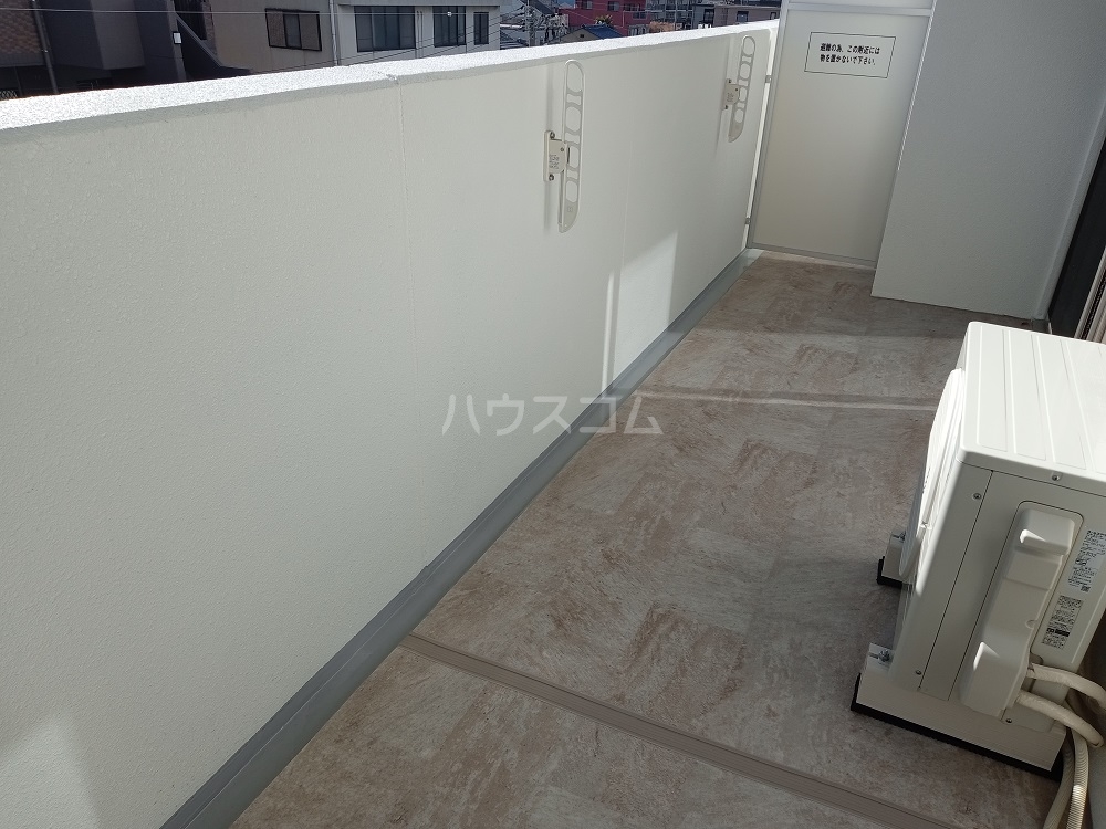 21/30 バルコニー