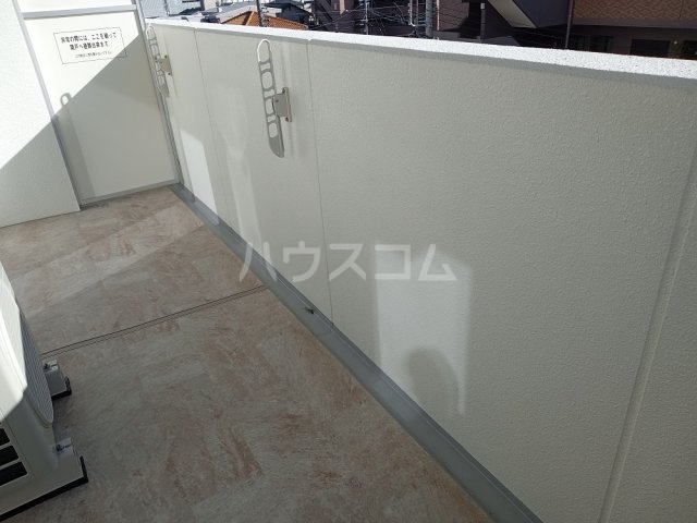 15/28 バルコニー