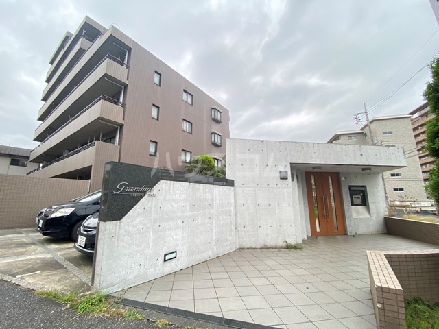 29/30 エントランス