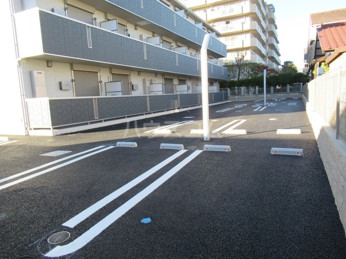 20/22 駐車場