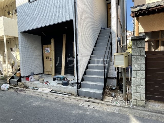 16/26 エントランス