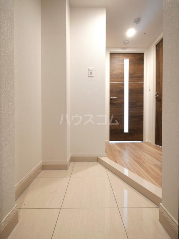 14/21 エントランス