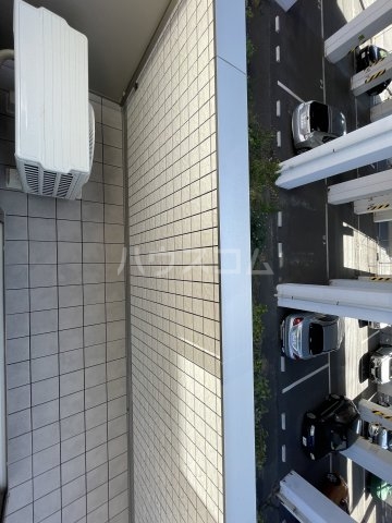 23/30 バルコニー