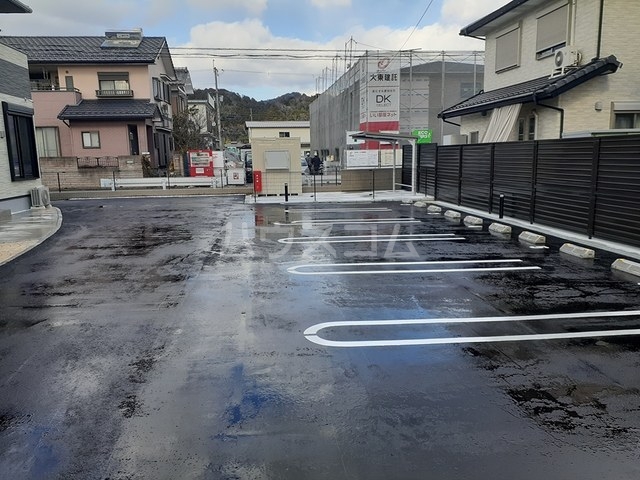 16/22 駐車場