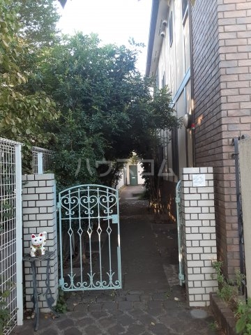 2/3 エントランス