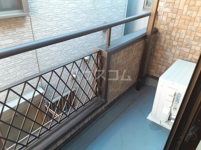 25/30 バルコニー