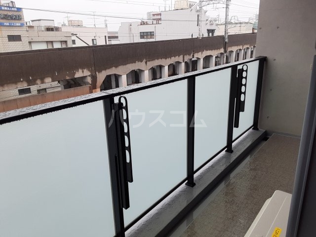 23/30 バルコニー