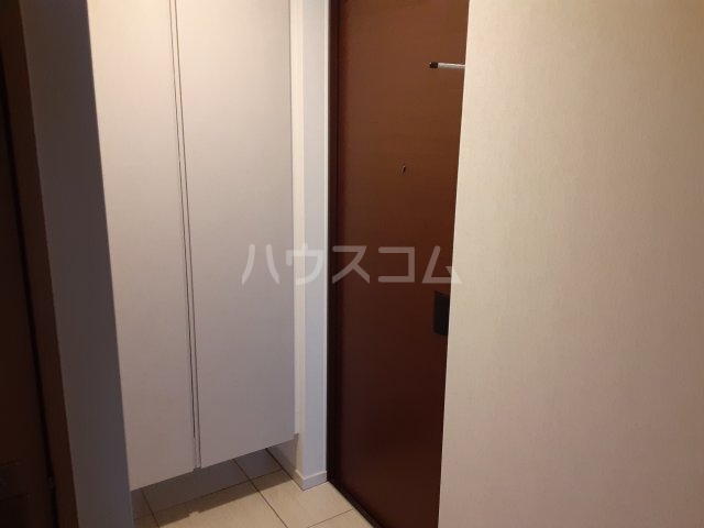 14/30 玄関