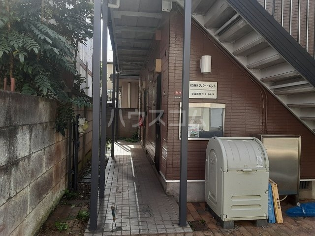 16/22 エントランス