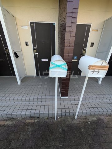 13/30 玄関