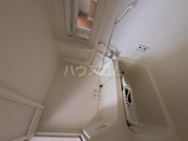 17/30 浴室