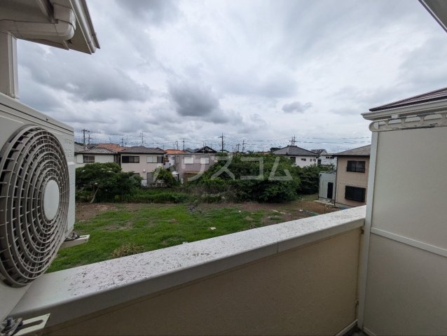 23/30 バルコニー