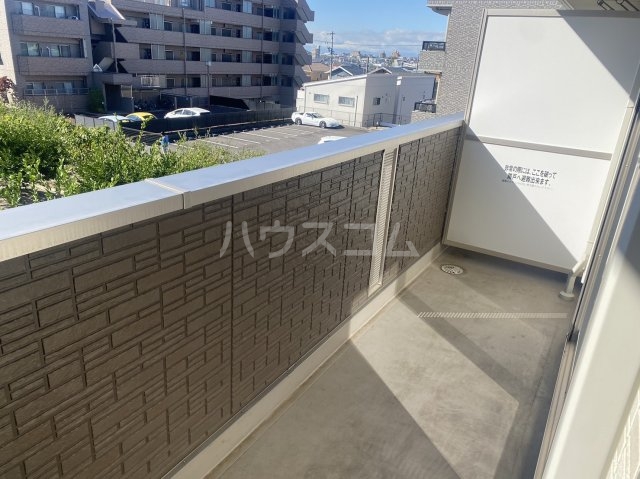 21/30 バルコニー