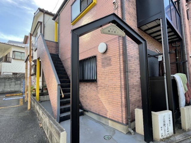 17/27 エントランス