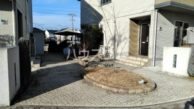 2/3 エントランス