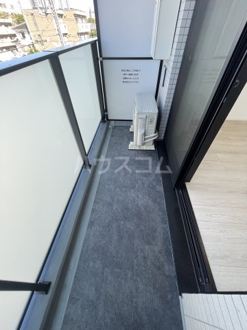 19/30 バルコニー