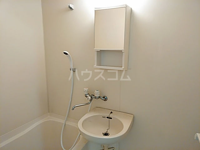16/30 洗面