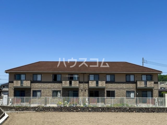 13/14 エントランス