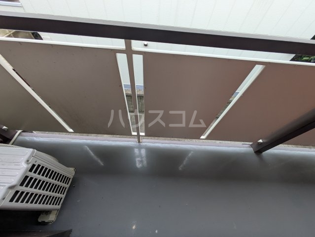 23/30 バルコニー