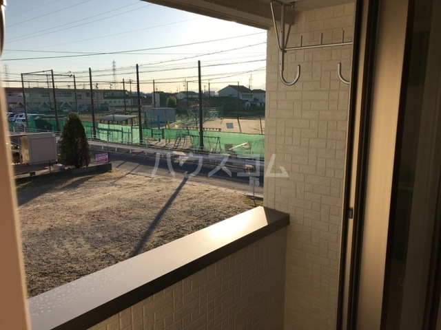 16/27 バルコニー