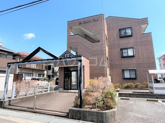 25/30 エントランス