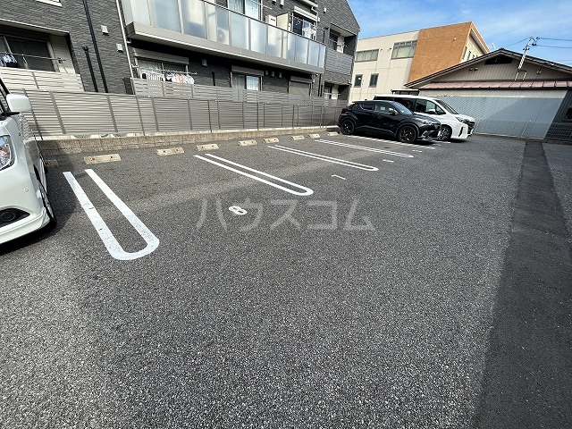 2/8 駐車場