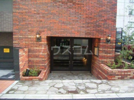 14/21 エントランス