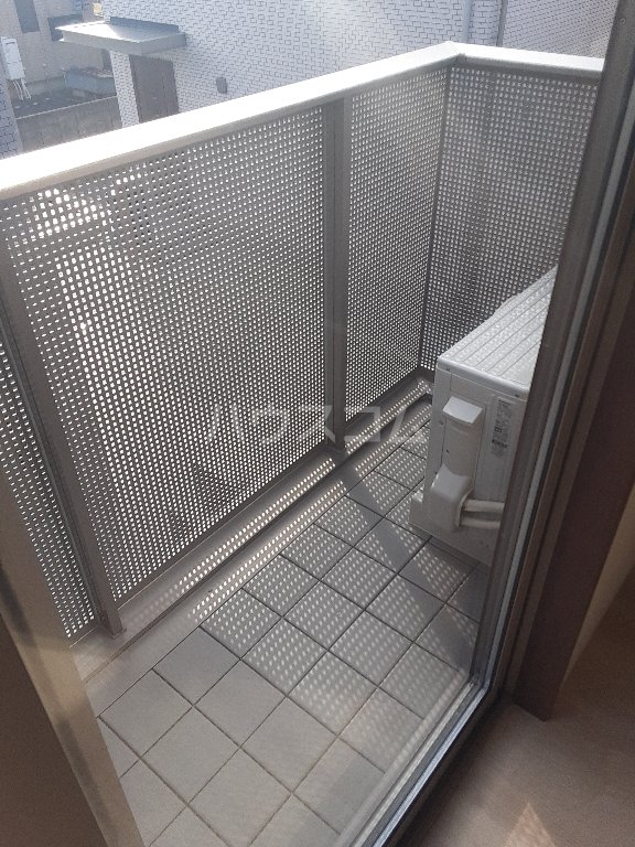 19/30 バルコニー