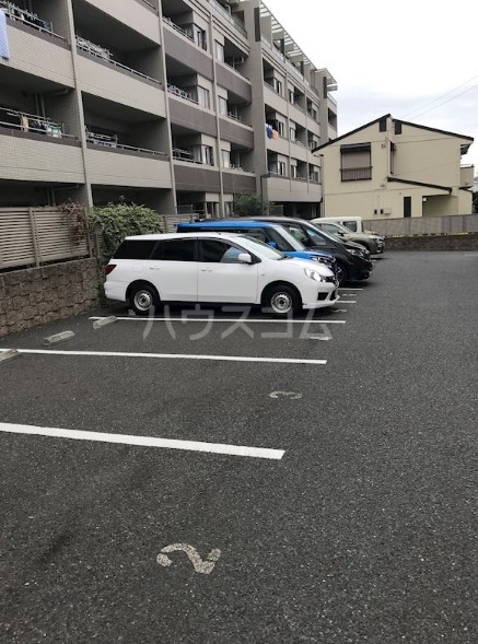 21/30 駐車場