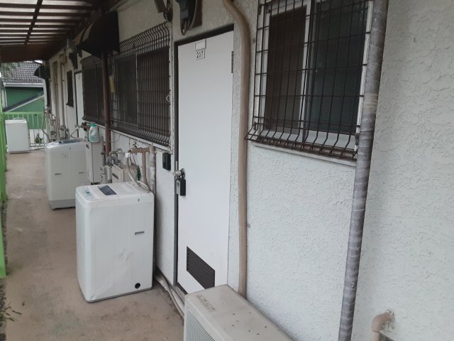 20/30 エントランス