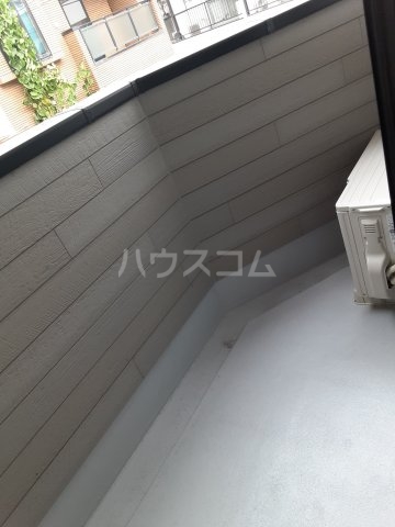 17/28 バルコニー