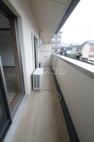 26/30 バルコニー