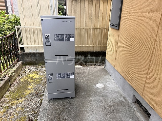 28/30 エントランス