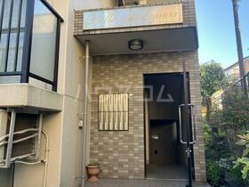 2/2 エントランス