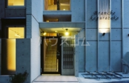 14/22 エントランス