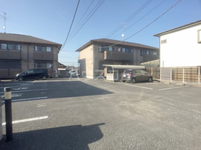 16/19 駐車場