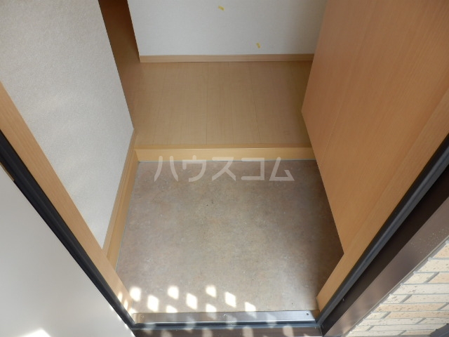 14/30 玄関