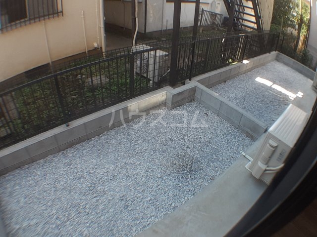 15/27 バルコニー