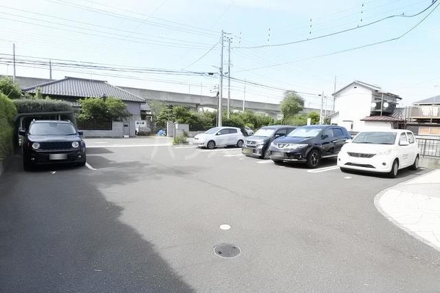 16/22 駐車場
