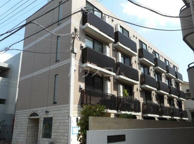 15/19 エントランス