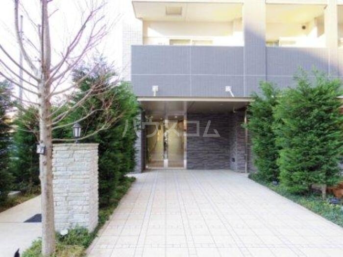 2/3 エントランス