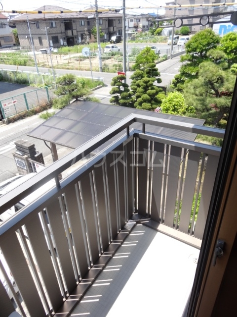 13/23 バルコニー